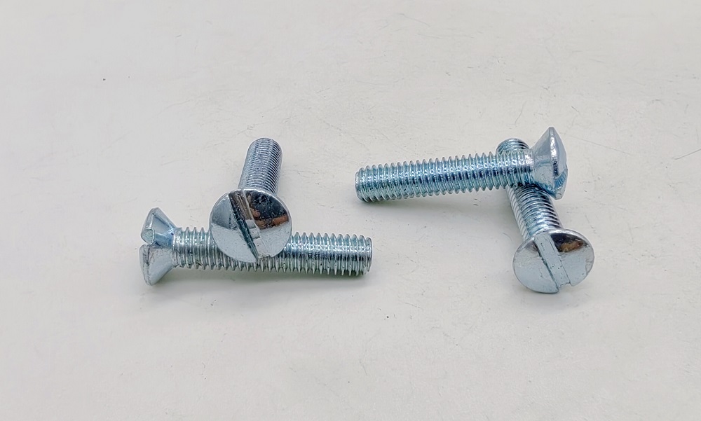 Como usar o DIN964 Slotted Meiod Chartersunk Head parafuso?